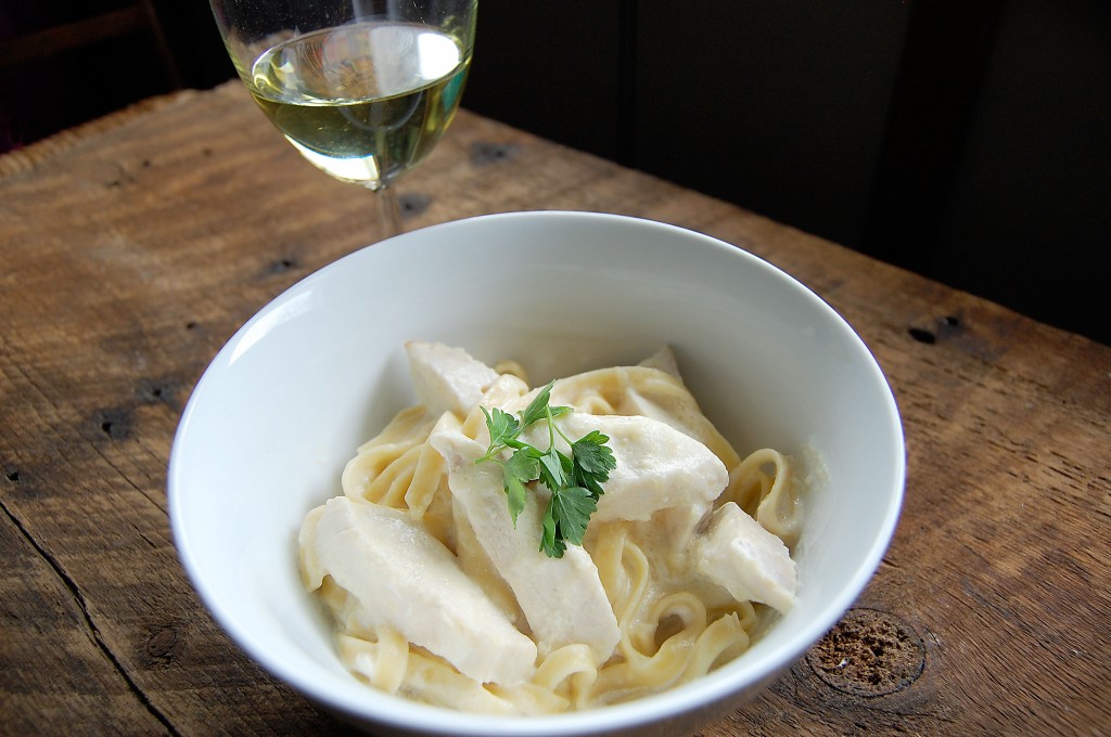 Chicken alfredo and wine