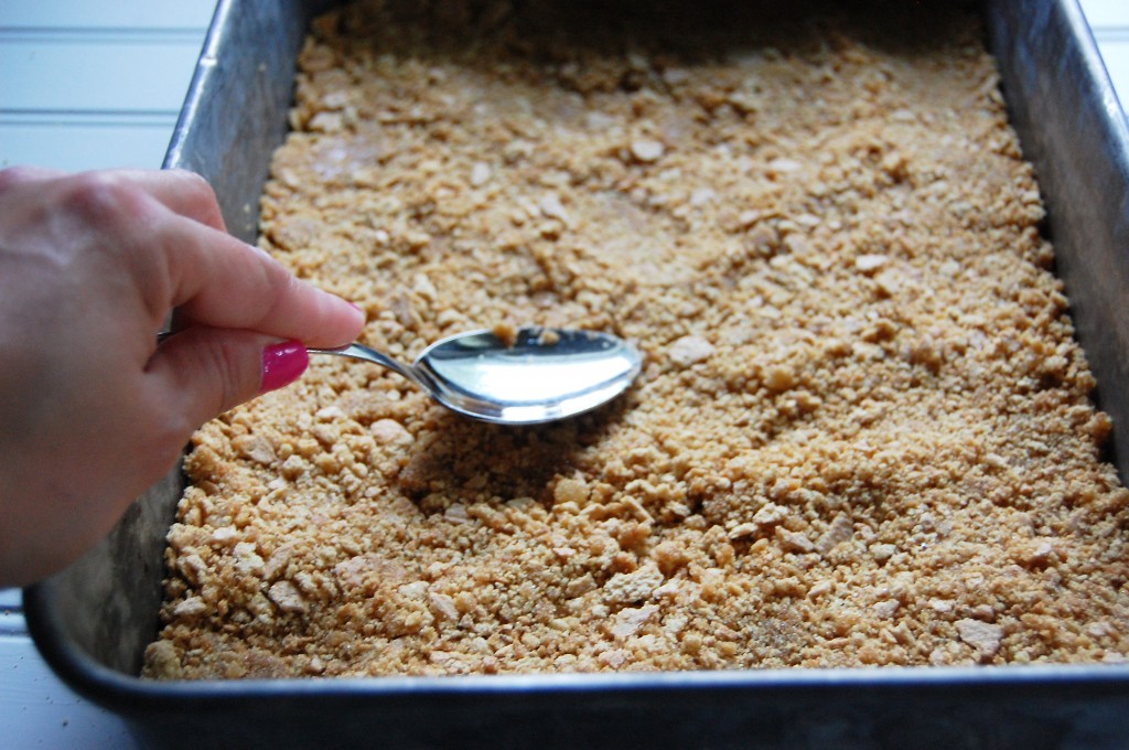spreading out graham cracker crust